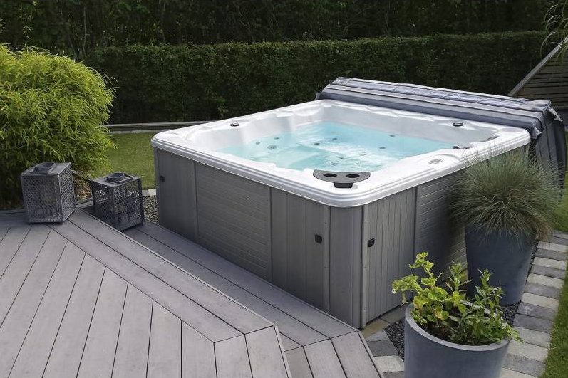 Складной спа-бассейн для дачи